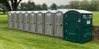 Best Deluxe Portable Toilet Rental  in Bluefield, VA